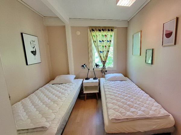Schlafzimmer 2, inzwischen mit 2 Einzelbetten (neues Foto folgt)