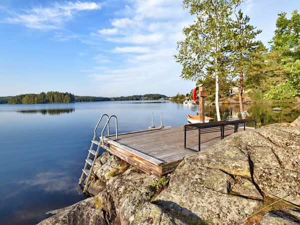 Badestelle am See (100m vom Haus)