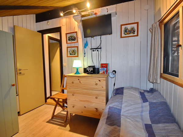 Schlafzimmer mit zwei Einzelbetten (190cm)