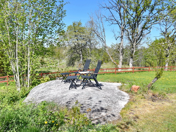 Sitzplatz mit Blick in die Natur