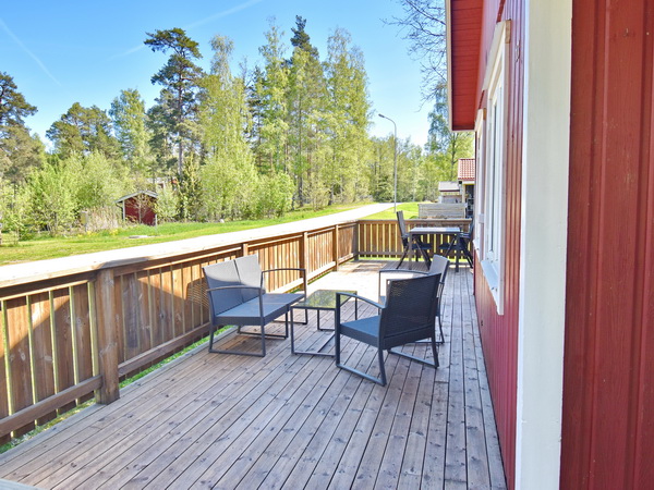 Terrasse vor dem Haus