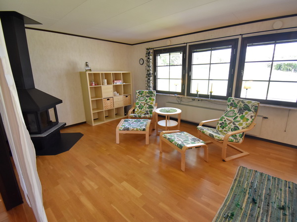 Wohnzimmer mit Kaminofen