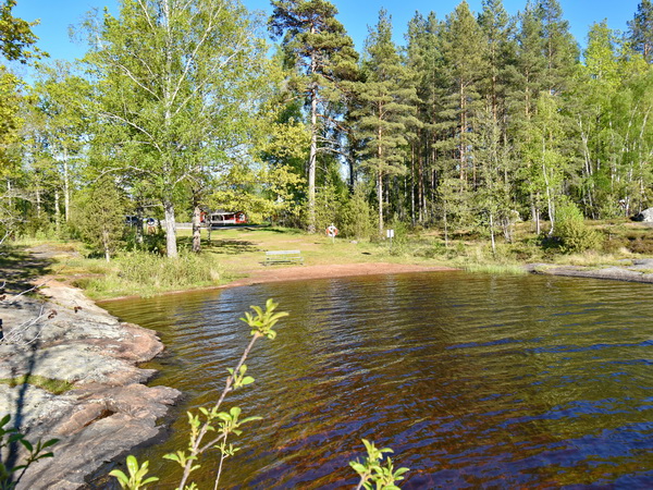 kinderfreundlicher, flacher Badestrand