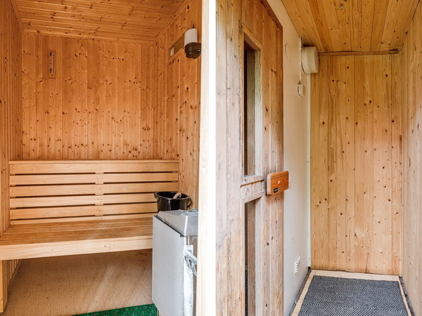Sauna im Nebengebäude