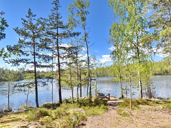 Bade- und Angelsee (nur 600 Meter vom Haus entfernt)